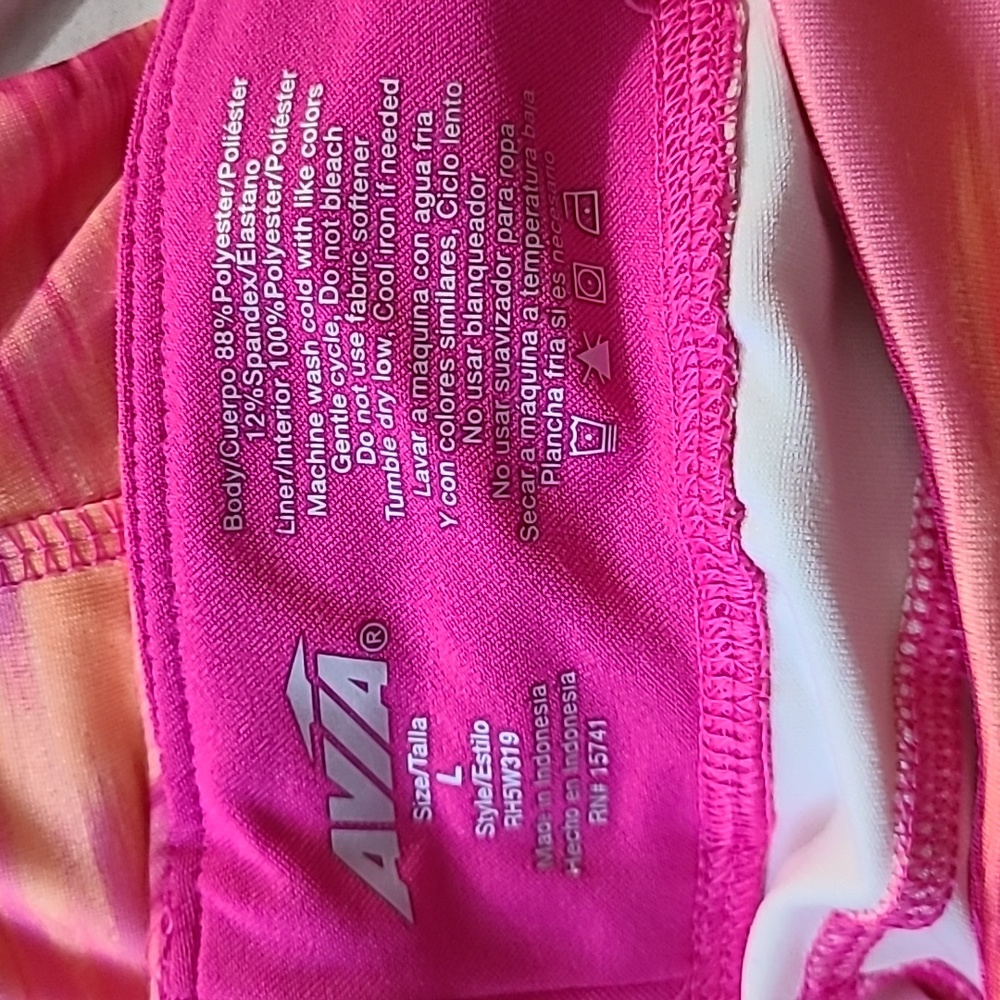 NWT Avia Active Capris - Picture 2 of 2